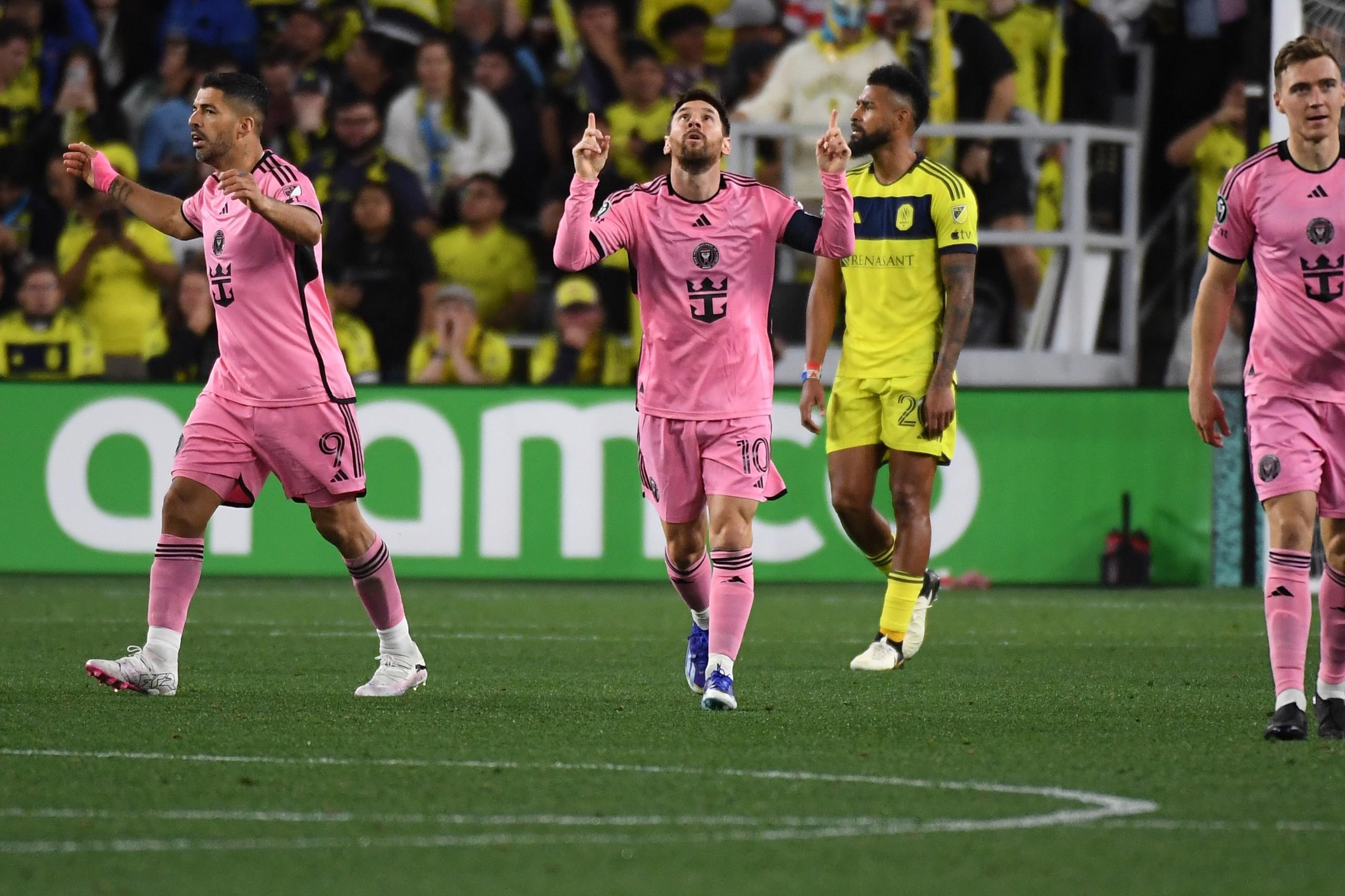 爱游戏平台中心-3人发烧法国队将如何防守梅西